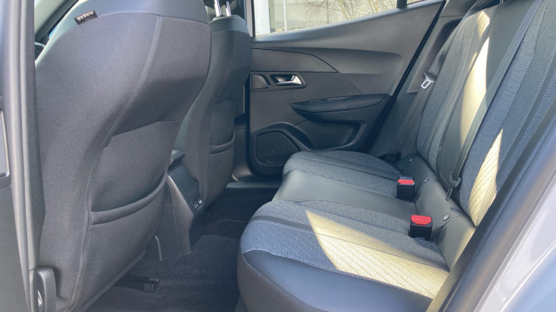 Peugeot 2008 1.2 PureTech 130 Allure 5dr Petrol Estate